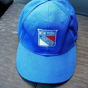 New York Rangers  NHL Hat $34  1Size + free scarf .